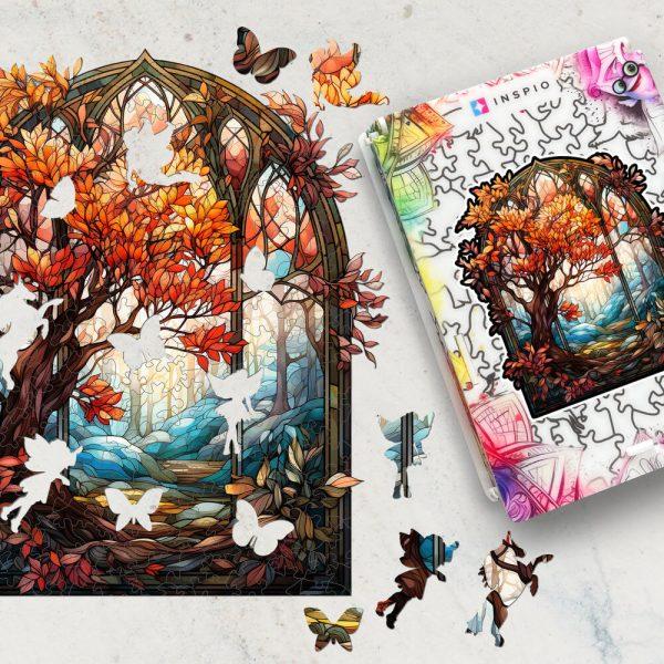 Puzzle s jedinečným dizajnom stromu v prevedení vitráže. Skladanie puzzle je výbornou zábavou pre dospelách ale aj deti.