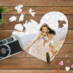 Rozpoznajte krásu osobného umenia s naším personalizovaným puzzle s vlastnou fotografiou. Objavte radosť skladania spomienok!
