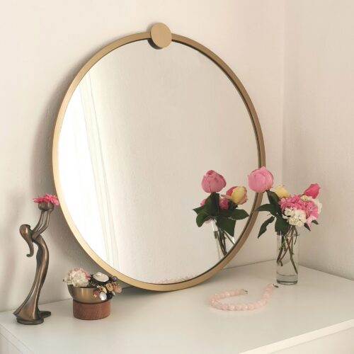 Okrúhle nástenné zrkadlo Lakar 60 cm zlaté Okrúhle nástenné zrkadlo Lakar 60 cm zlaté